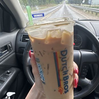 Callaways Coffee & Bistro - a woman driving a car - Coffee & Tea Near Me - Athens, Texas Callaways Coffee & Bistro - a woman driving a car - Coffee & Tea Near Me - Athens, Texas