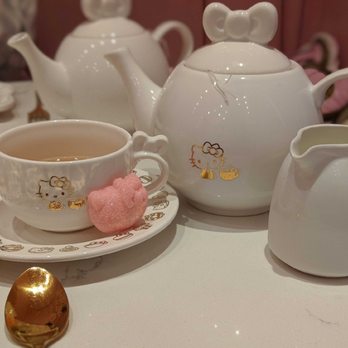 Hello Kitty Cafe - Adorable tea set equipped with a pink Hello Kitty sugar cube - Cafes Near Me - Irvine, California