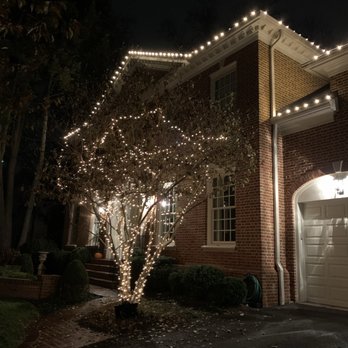 Xmas Lighting Pros - Unique Christmas Lighting Design Technique in a Tree - Holiday Decorating Services Near Me - Centreville, Virginia Xmas Lighting Pros - Unique Christmas Lighting Design Technique in a Tree - Holiday Decorating Services Near Me - Centreville, Virginia