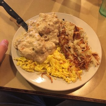 Keys Cafe & Bakery - Biscuits and gravy - American Near Me - Hudson, Wisconsin Keys Cafe & Bakery - Biscuits and gravy - American Near Me - Hudson, Wisconsin