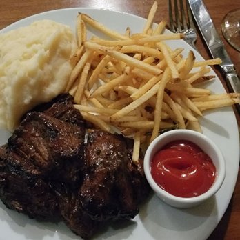 Scarlet Oak Tavern - Hanger Steak Frites - $27 as of 10/21 - New American Near Me - Hingham, Massachusetts