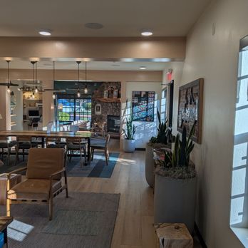 Mountain Modern Sedona, Tapestry Collection by Hilton - Hotels Near Me - Sedona, Arizona