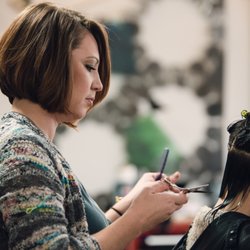 Magnolia Avenue Salon - Tabby Lee