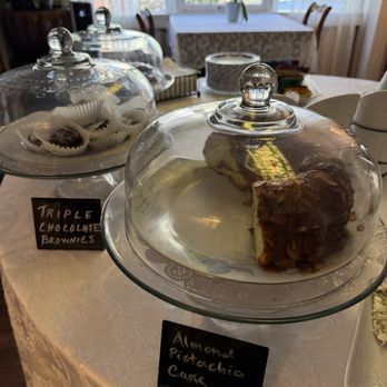 Bath Street Inn - Bed & Breakfast Near Me - Santa Barbara, California