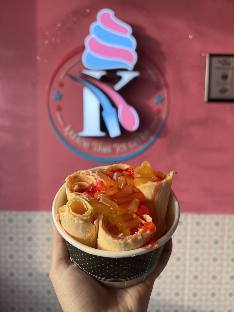 Karachi Tawa Ice Cream Logo