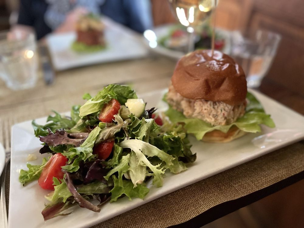 Social spots from Fraunces Tavern