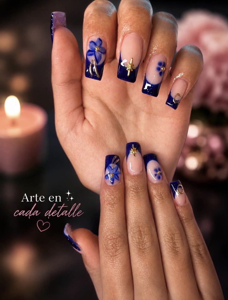 Yuliet Nail Logo