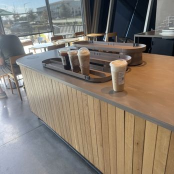 Starbucks - Coffee & Tea Near Me - Orlando, Florida