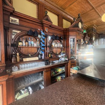 The Swan Bar - Bar - Pubs Near Me - Dublin, D The Swan Bar - Bar - Pubs Near Me - Dublin, D
