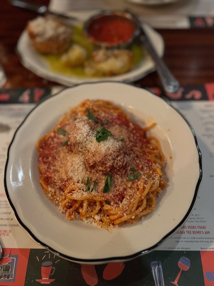 BENNY’S BIG TIME PIZZERIA Updated November 2024 465 Photos & 413