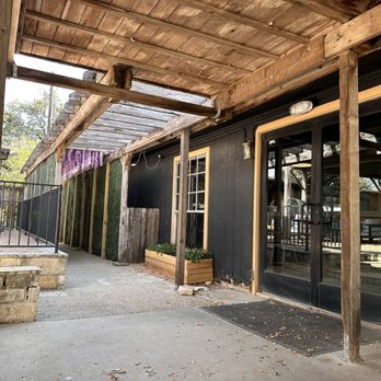 Oak Hill Social - Cocktail Bars Near Me - Austin, Texas