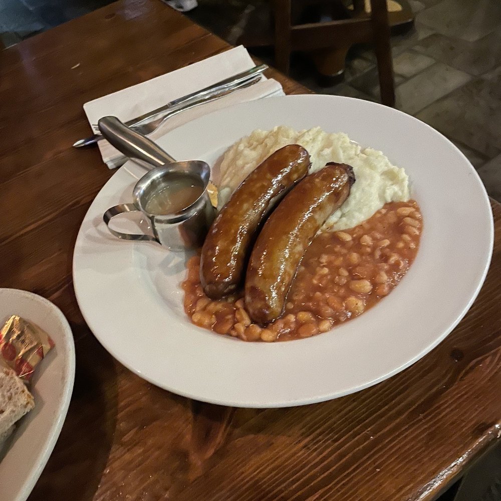 The Chieftain Irish Pub & Restaurant - Irish Bangers and Mash - Sports Bars Near Me - San Francisco, California The Chieftain Irish Pub & Restaurant - Irish Bangers and Mash - Sports Bars Near Me - San Francisco, California