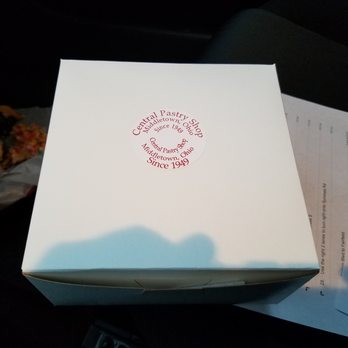 Central Pastry Shop - Small box of donuts - Bakeries Near Me - Middletown, Ohio Central Pastry Shop - Small box of donuts - Bakeries Near Me - Middletown, Ohio