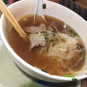 Pho Banh Mi Che Cali - Beef brisket and steak pho - Vietnamese Near Me - Pasadena, California Pho Banh Mi Che Cali - Beef brisket and steak pho - Vietnamese Near Me - Pasadena, California