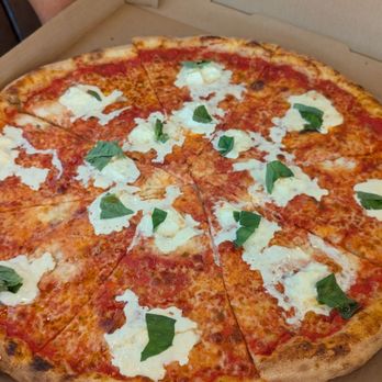 Mama's Boy - 20" Burrata - Pizza Near Me - Oakland, California