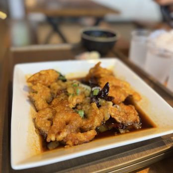 Tilly Kitchen - Khan Puhngi Shrimp - Korean Near Me - Chantilly, Virginia