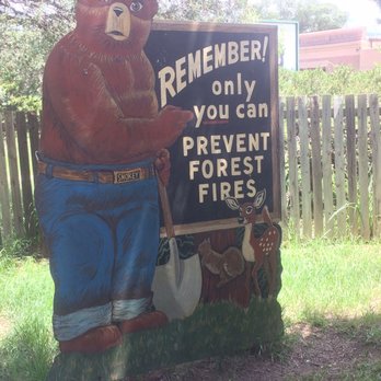 Smokey Bear Museum - Museums Near Me - Capitan, New Mexico