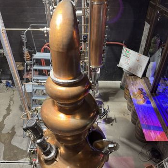 Big Machine Distillery & Tavern - Distillery - Distilleries Near Me - Nashville, Tennessee