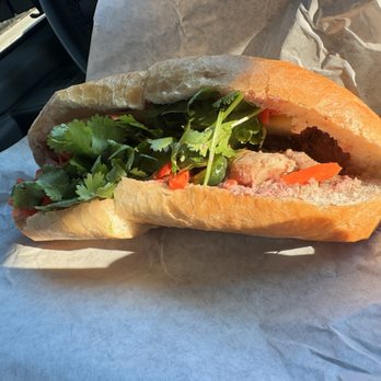 Hello Banh Mi - Chicken Banh-mi - Vietnamese Near Me - San Francisco, California Hello Banh Mi - Chicken Banh-mi - Vietnamese Near Me - San Francisco, California