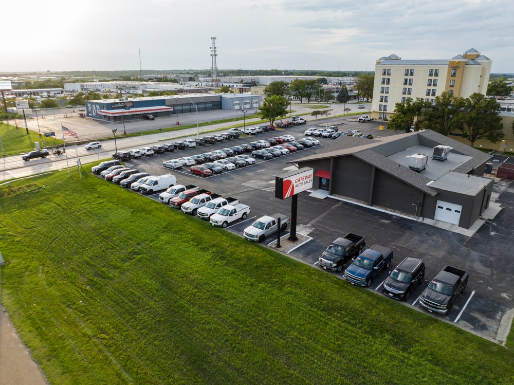 GATEWAY AUTO CAR SALES CENTER 4629 S 108th St, Omaha, Nebraska