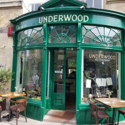 Underwood - Outside on Argyle Street