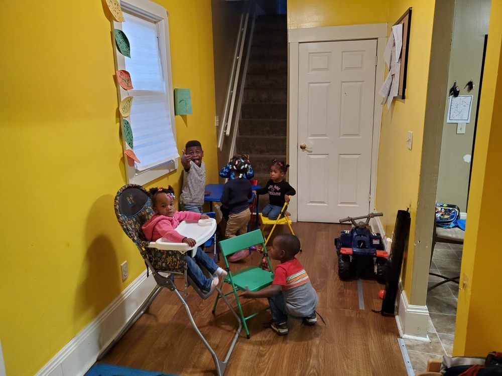 Lizs Loving Hands - childcare center in Cleveland, OH