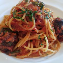 Spaghetti with homemade meatballs
