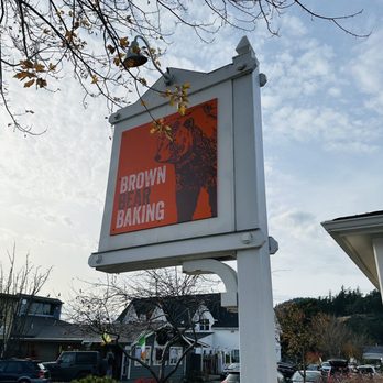 Brown Bear Baking - Coffee & Tea Near Me - Eastsound, Washington