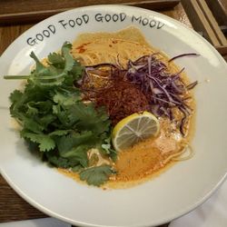 Uki Green - Miso Ramen