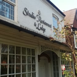 Studio Restaurant & Lodge