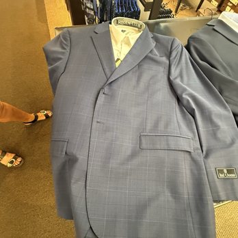 Suits Unlimited - Suit selection - Shoe Stores Near Me - Albuquerque, New Mexico