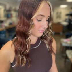 Valor Salon