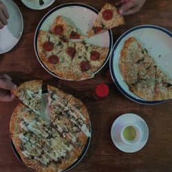 Leona Art Restaurant