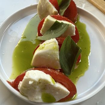Lupo - Caprese Salad - Italian Near Me - Banff, Alberta