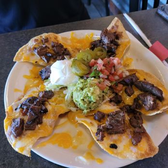 Mexicali Border Cafe - Lunch nachos with steak - Mexican Near Me - Tulsa, Oklahoma