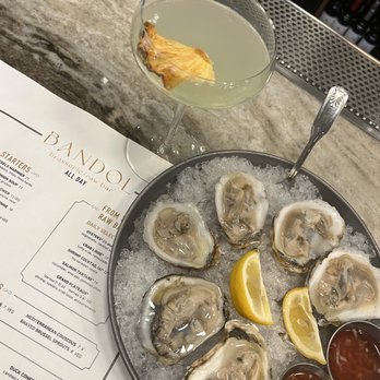 Bandol - Oysters - French Near Me - Chicago, Illinois Bandol - Oysters - French Near Me - Chicago, Illinois