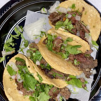 Pablito's Tacos - Carne asada tacos - Peruvian Near Me - Burbank, California Pablito's Tacos - Carne asada tacos - Peruvian Near Me - Burbank, California