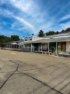 Winking Lizard Peninsula by null