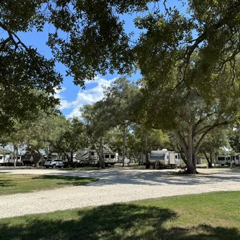 Live Oak RV Park - RV Parks Near Me - Jones Creek, Texas Live Oak RV Park - RV Parks Near Me - Jones Creek, Texas
