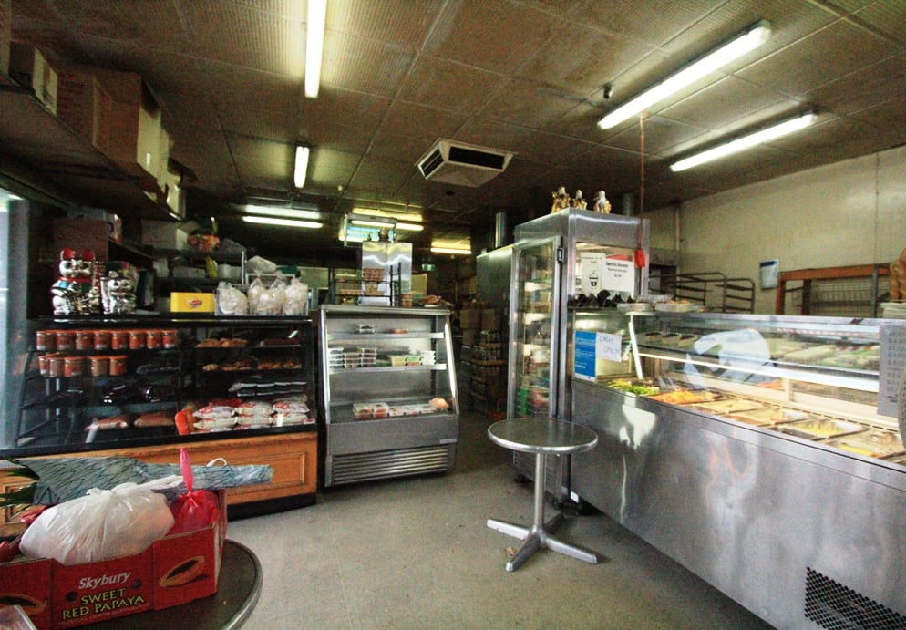 TO’S CAFE & HOT BREAD Updated July 2024 122 Hopkins St, Footscray