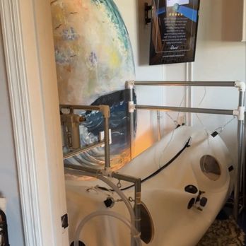 Transitions Wellness & Performance Center - Hyperbaric Chamber. Done 4-5 sessions. My Eustachian tubes have definitely widened. Better hearing and lack of pain as a result. 10/10!!! - Float Spa Near Me - Juno Beach, Florida Transitions Wellness & Performance Center - Hyperbaric Chamber. Done 4-5 sessions. My Eustachian tubes have definitely widened. Better hearing and lack of pain as a result. 10/10!!! - Float Spa Near Me - Juno Beach, Florida
