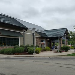 Sunoco - Food court inside