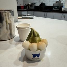 matcha milk swirl with mochi