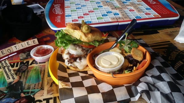 Hey Joe's Burgers + Beer by null