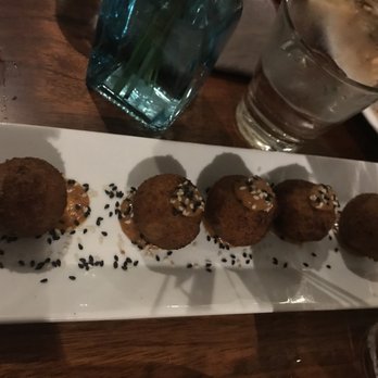 Restaurante El Blok - Vegan appetizer - Latin American Near Me - Vieques, Puerto Rico Restaurante El Blok - Vegan appetizer - Latin American Near Me - Vieques, Puerto Rico