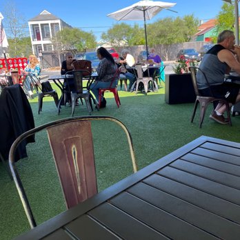 Ruby Slipper Midcity - Outdoor seating - Breakfast & Brunch Near Me - New Orleans, Louisiana Ruby Slipper Midcity - Outdoor seating - Breakfast & Brunch Near Me - New Orleans, Louisiana