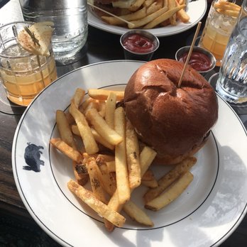 Pub & Kitchen - P&K Cheeseburger - Pubs Near Me - Philadelphia, Pennsylvania Pub & Kitchen - P&K Cheeseburger - Pubs Near Me - Philadelphia, Pennsylvania