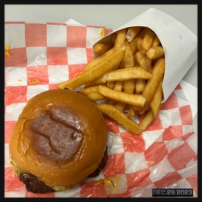 7th Street Burger Financial District by null
