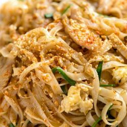 Newch's Eatery - Pad Thai