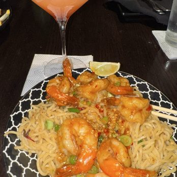 P.F. Chang's - Lifelong Garlic Noodles with Prawns - Chinese Near Me - Dearborn, Michigan P.F. Chang's - Lifelong Garlic Noodles with Prawns - Chinese Near Me - Dearborn, Michigan